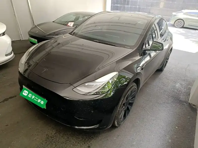 Tesla Model Y, 2022