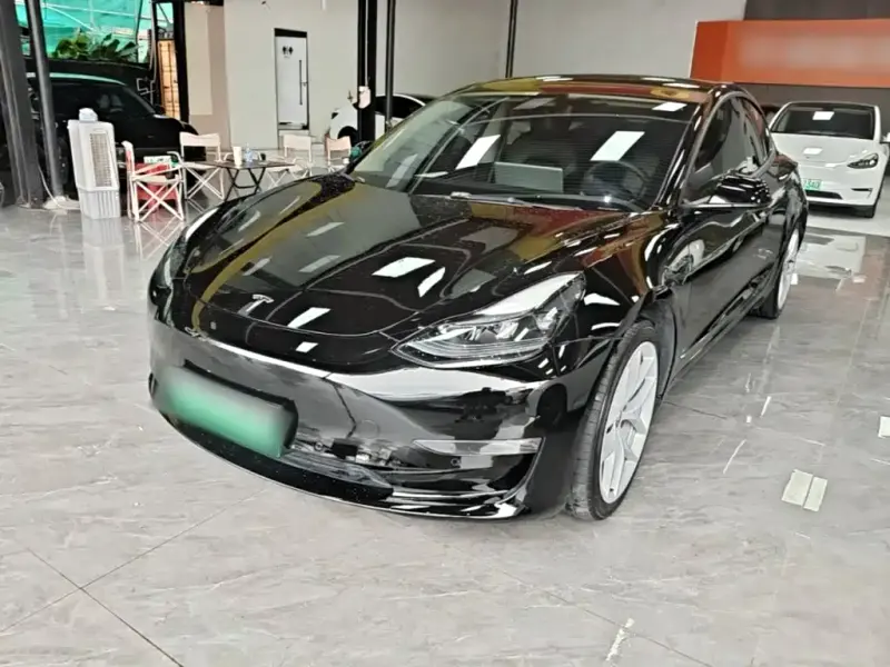 Tesla Model 3, 2022