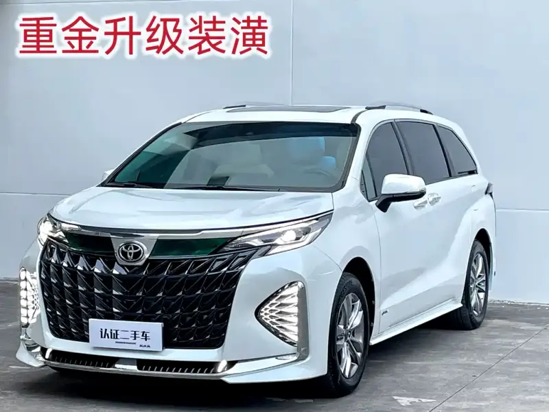 Toyota Sienna, 2025