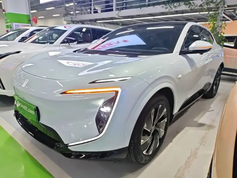 Avatr 07, 2025