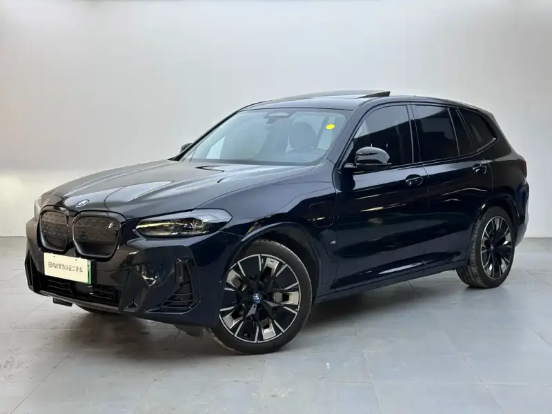 BMW iX3, 2023