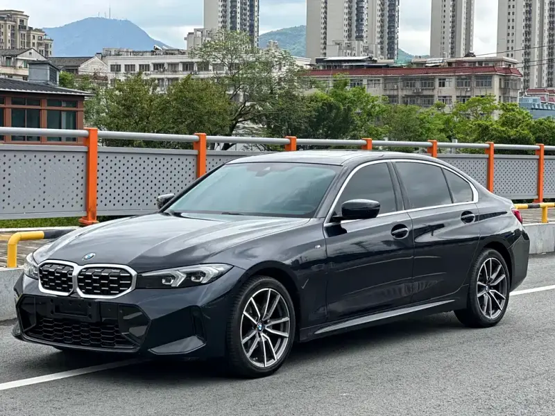 BMW 3 Series, 2024
