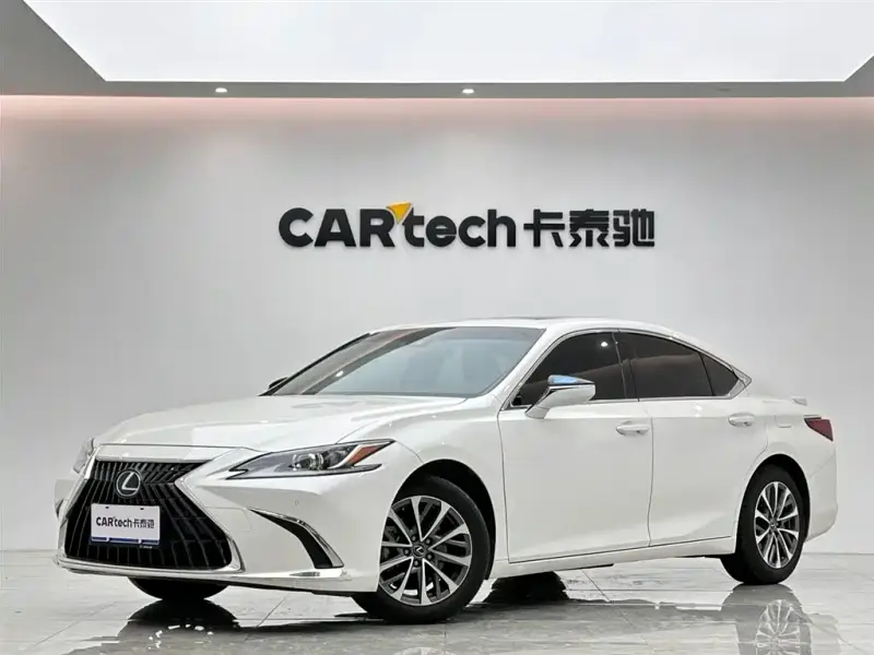 Lexus ES, 2024 — фото 1