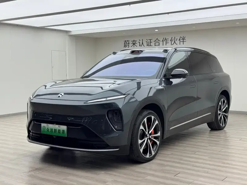 NIO ES8, 2024