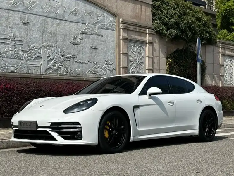 Porsche Panamera, 2015 — фото 1