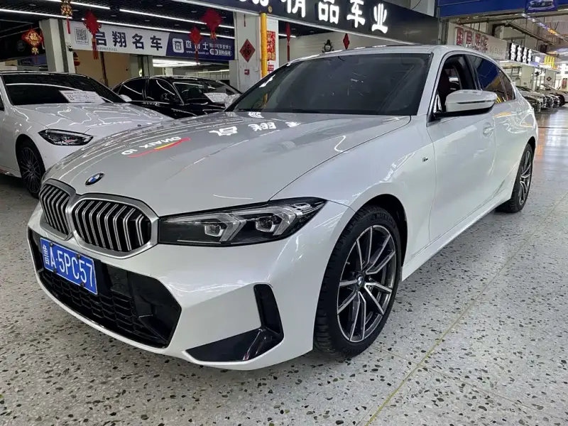 BMW 3 Series, 2023