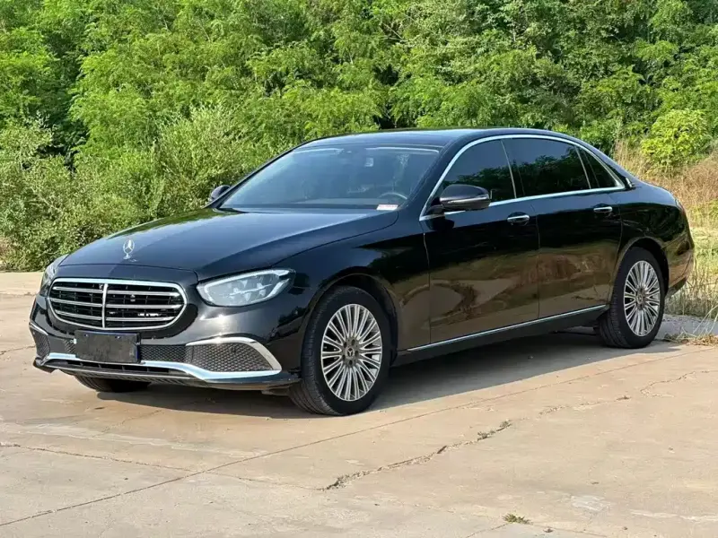 Mercedes-Benz E-Class, 2023 — фото 1