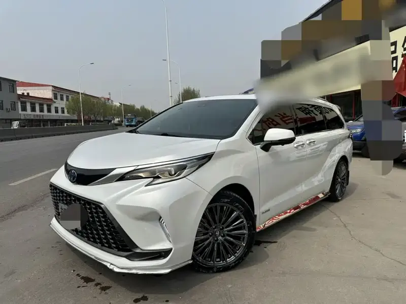 Toyota Granvia, 2024