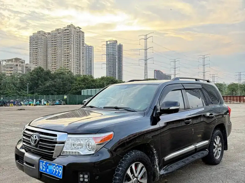 Toyota Land Cruiser, 2016