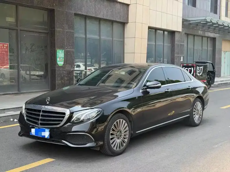 Mercedes-Benz E-Class, 2020 — фото 1
