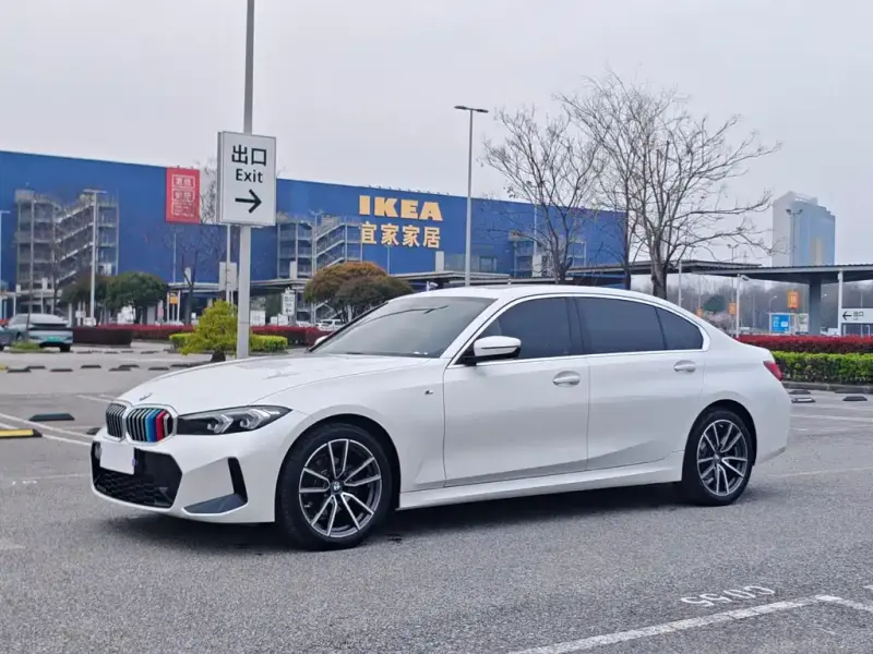 BMW 3 Series, 2024