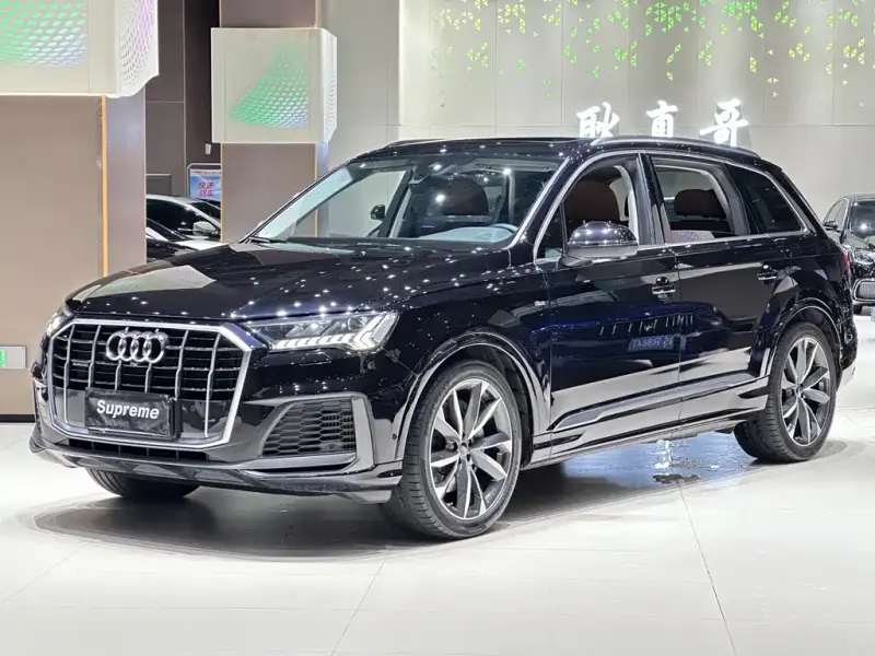 Audi Q7, 2022 — фото 1