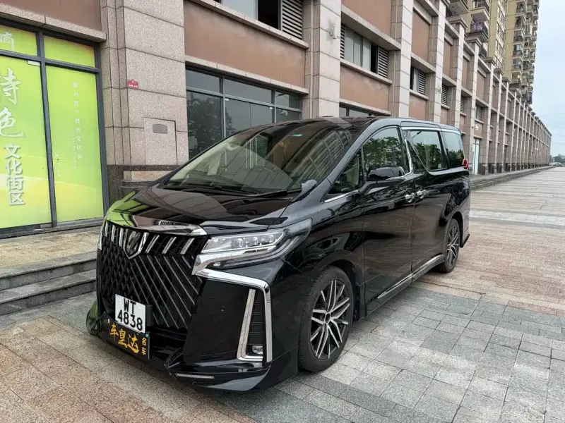 Toyota Alphard, 2016