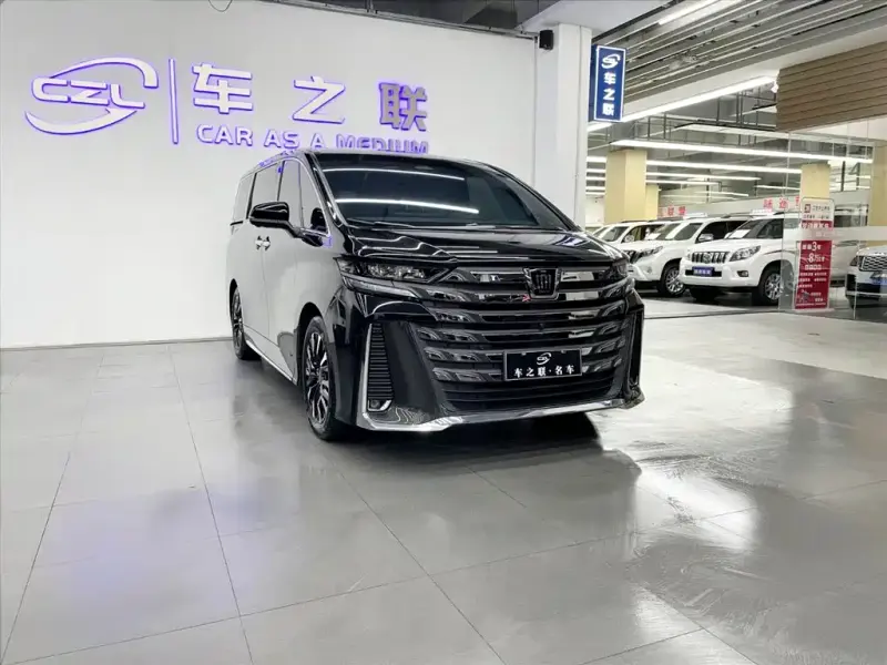 Toyota Vellfire, 2024