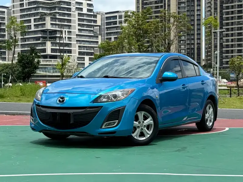 Mazda 3 Xingcheng, 2013