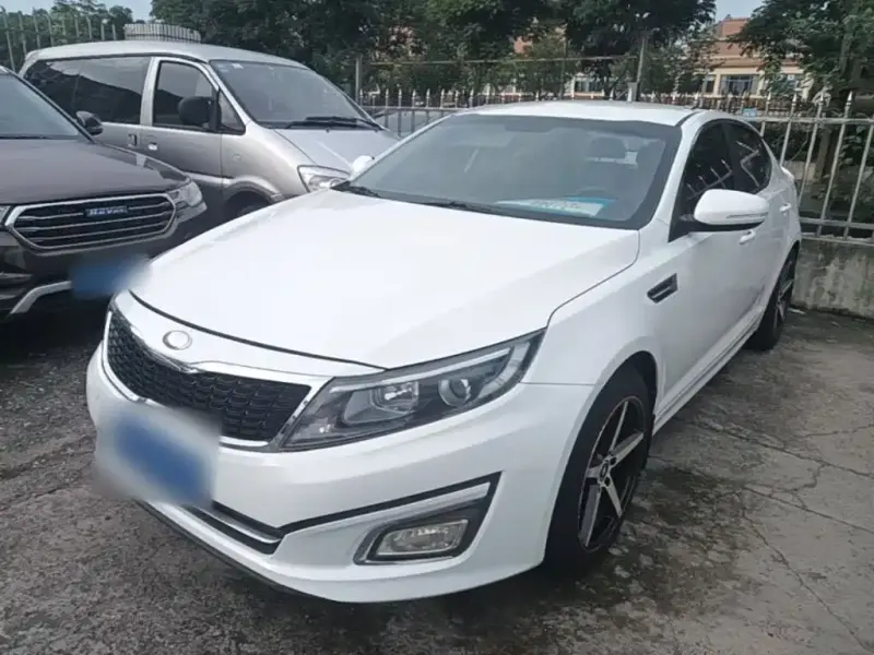 Kia K5, 2016