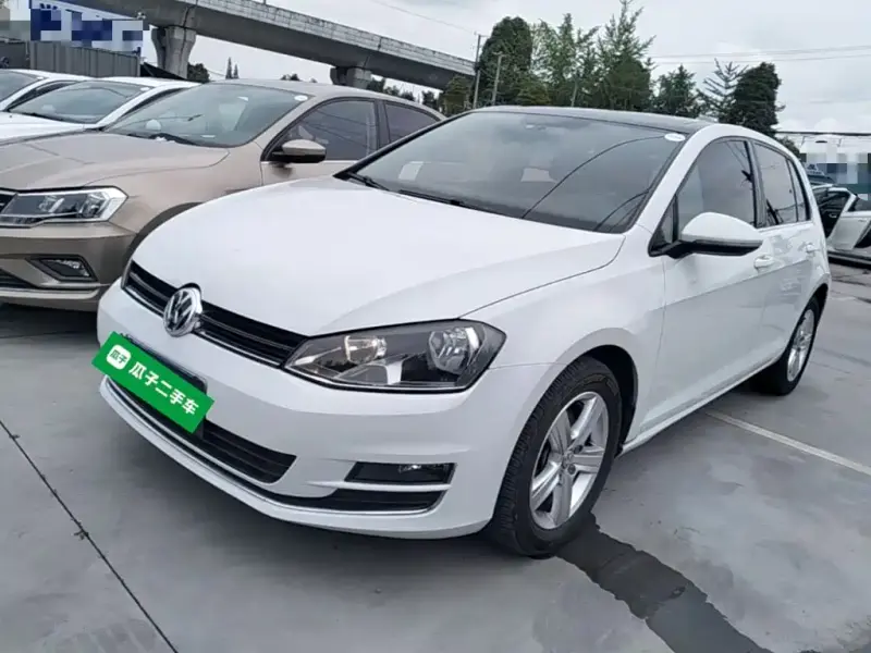 Volkswagen Golf, 2015 — фото 1