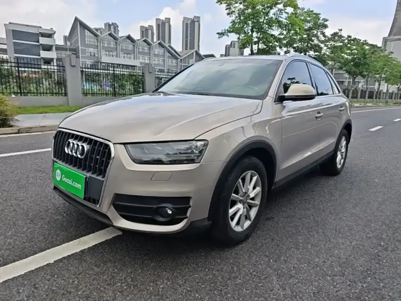 Audi Q3, 2015 — фото 1
