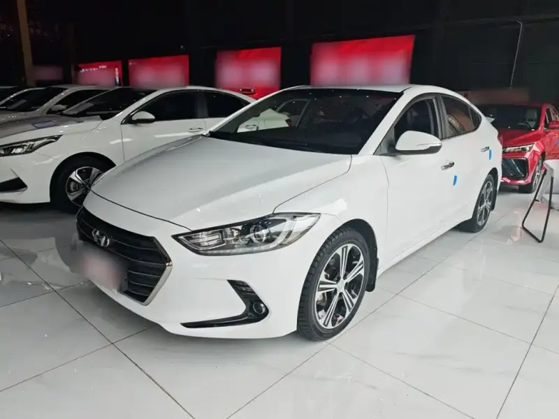Hyundai Elantra, 2018