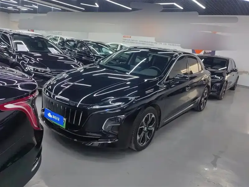 Hongqi E-QM5, 2023