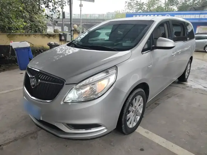 Buick GL8, 2017