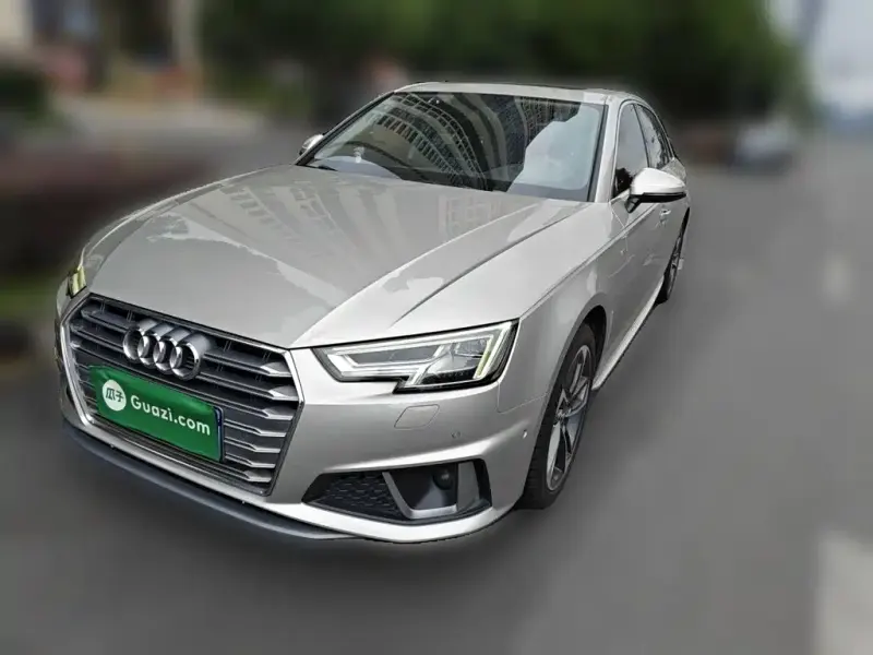 Audi A4L, 2019 — фото 1