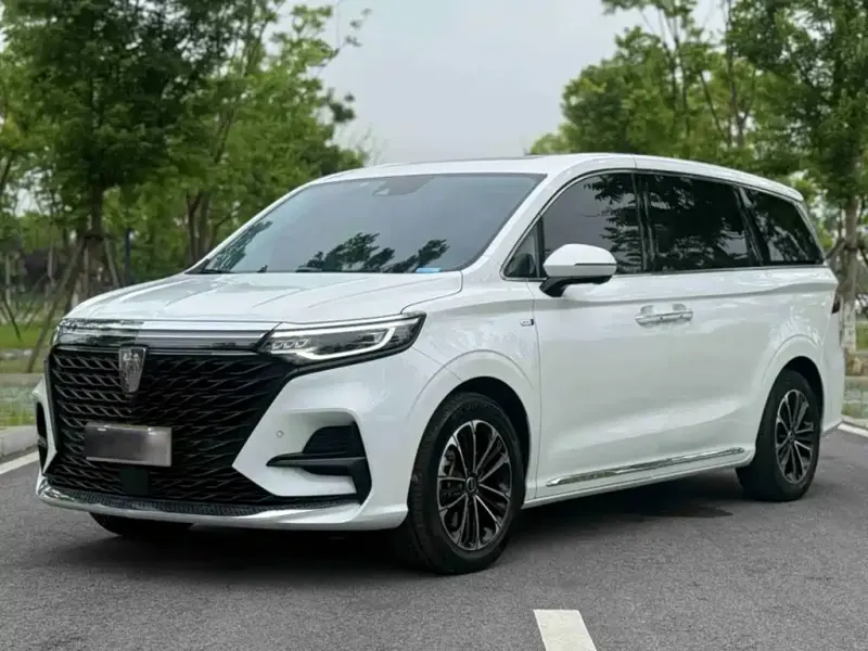 Roewe iMAX8, 2021