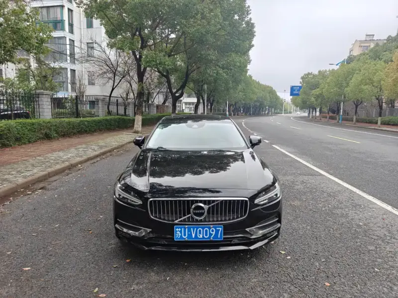 Volvo S90, 2020