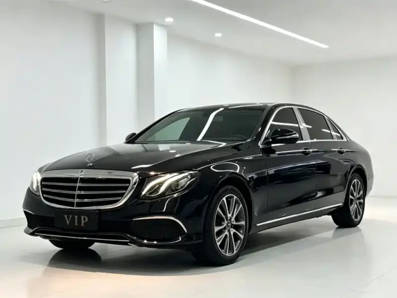 Mercedes-Benz E-Class, 2018 — фото 1