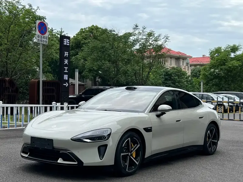 Xiaomi SU7, 2025