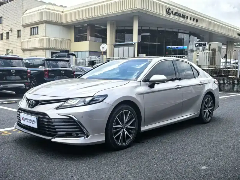 Toyota Camry, 2023
