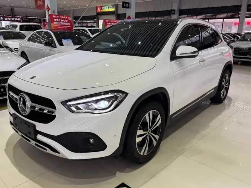 Mercedes-Benz GLA, 2021 — фото 1