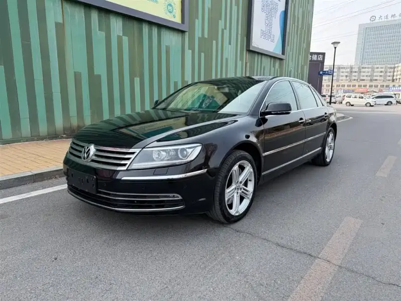 Volkswagen Phaeton, 2015 — фото 1