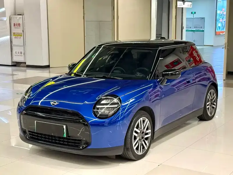 MINI COOPER EV, 2025 — фото 1