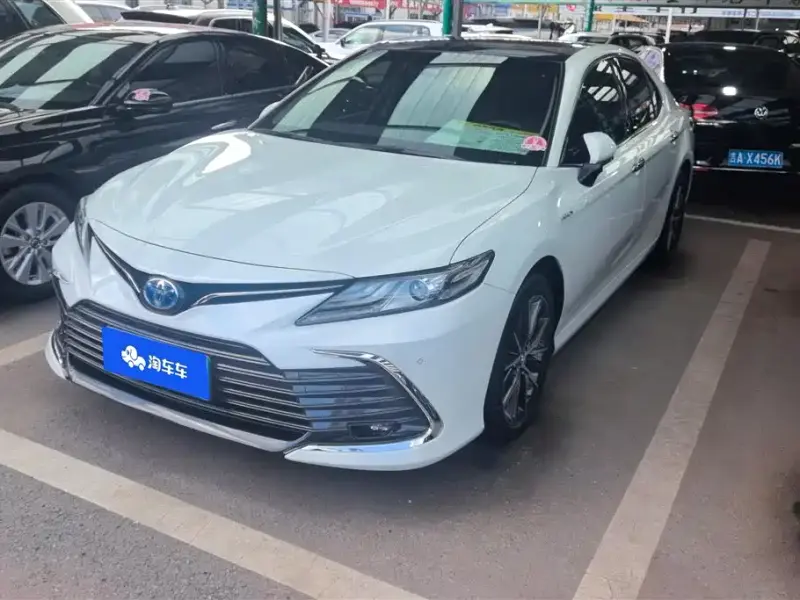 Toyota Camry, 2023