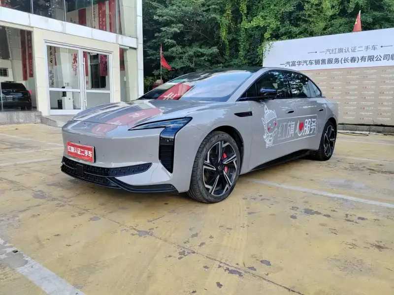 Hongqi EH7, 2024