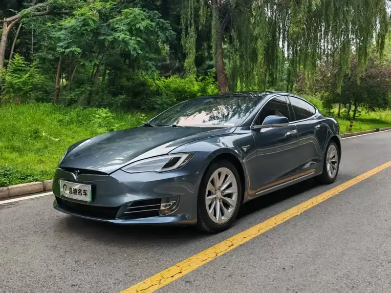Tesla Model S, 2019