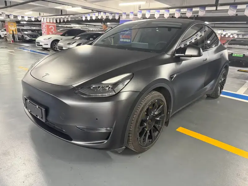 Tesla Model Y, 2021