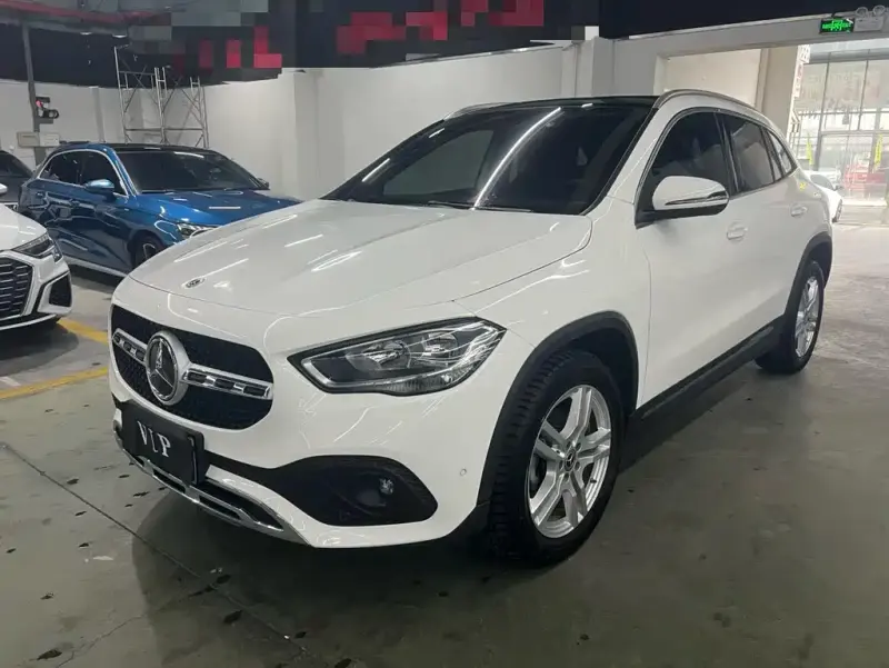 Mercedes-Benz GLA, 2021 — фото 1