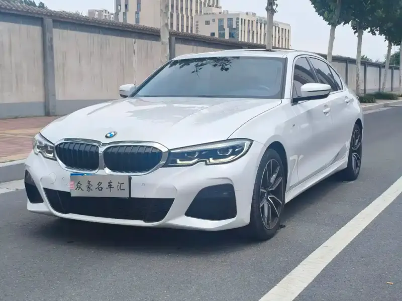 BMW 3 Series, 2021