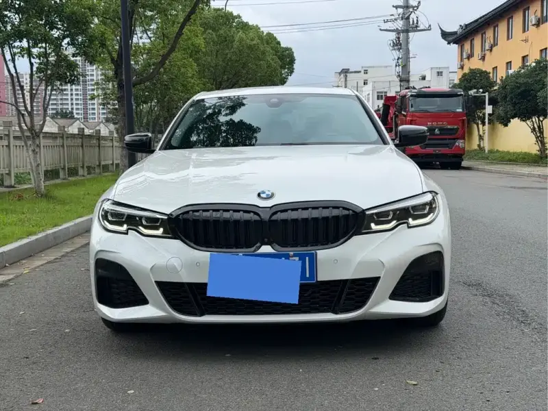 BMW 3 Series, 2021