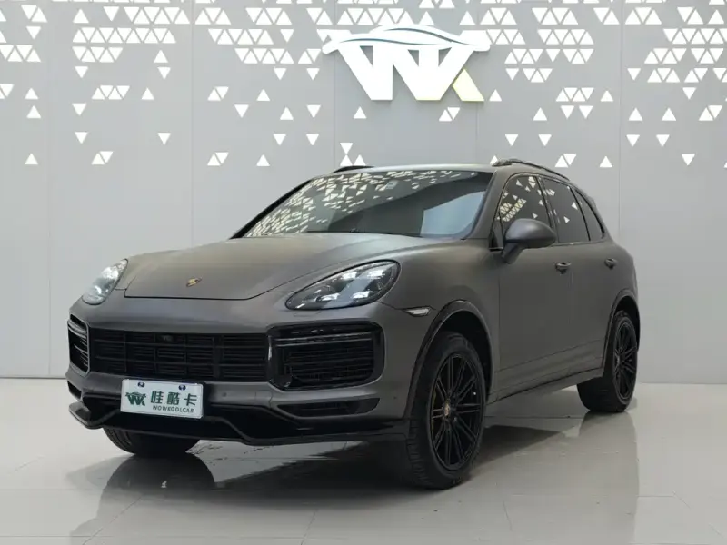 Porsche Cayenne, 2013