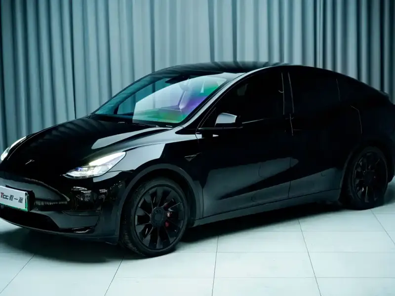 Tesla Model Y, 2023