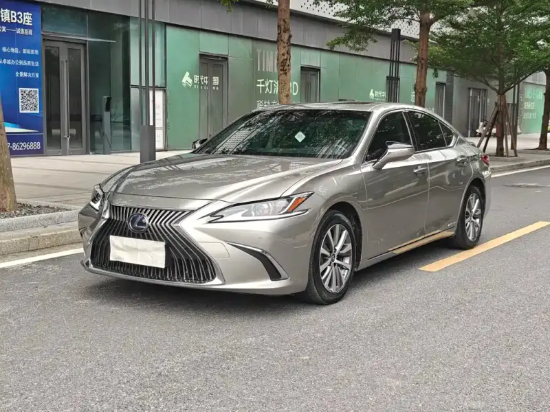 Lexus ES, 2019 — фото 1