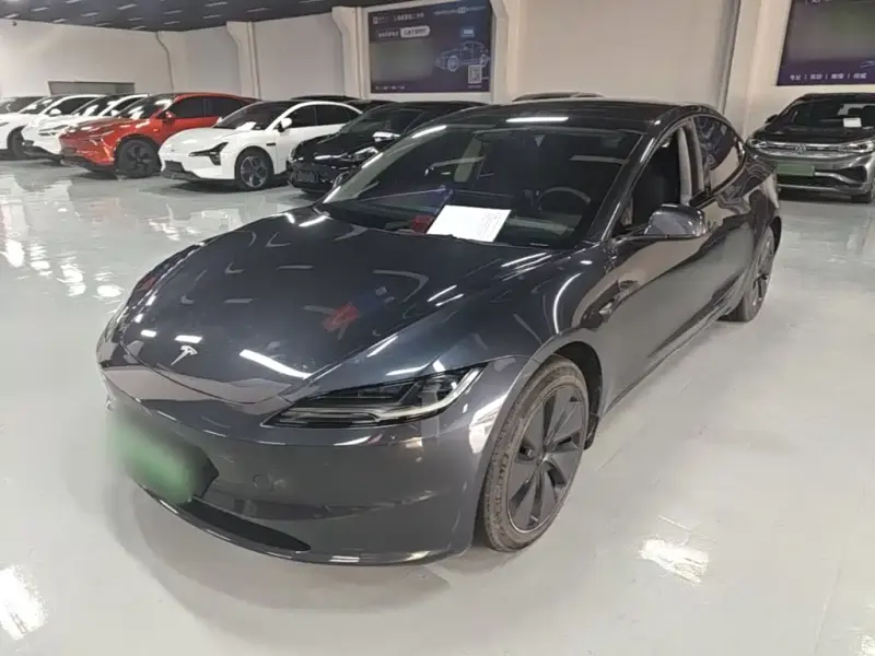 Tesla Model 3, 2024