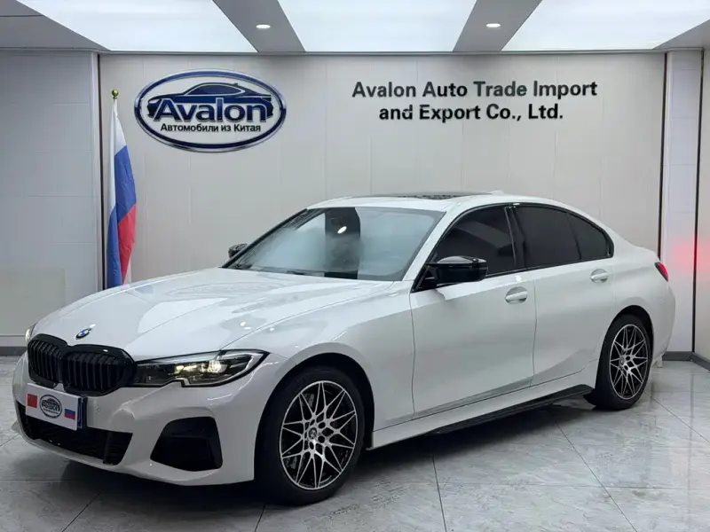 BMW 3 Series, 2022