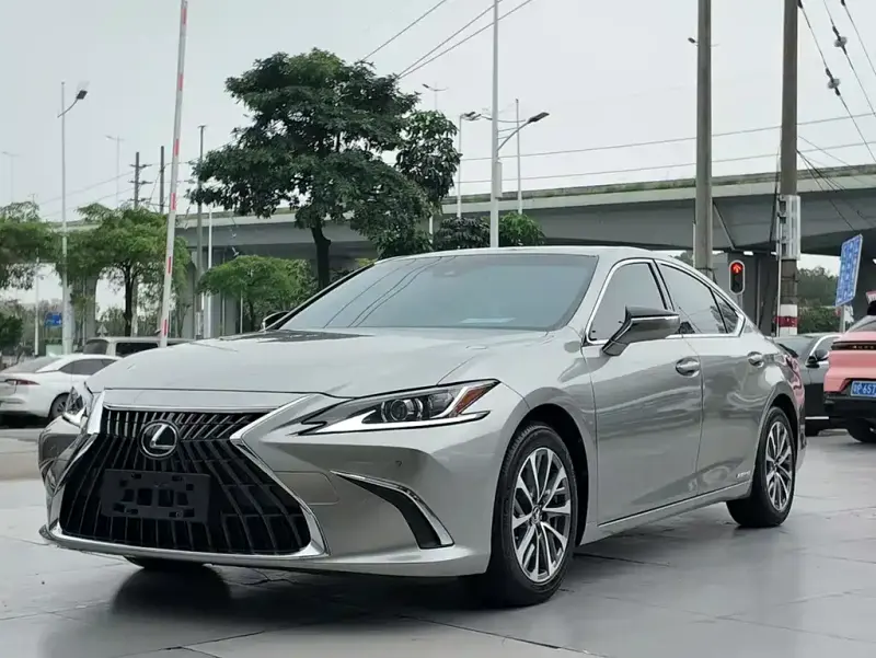 Lexus ES, 2022 — фото 1