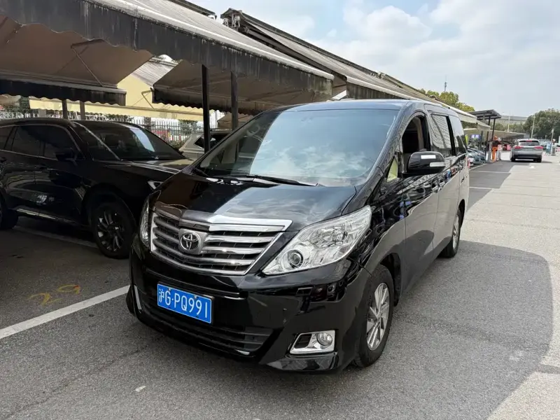Toyota Alphard, 2014