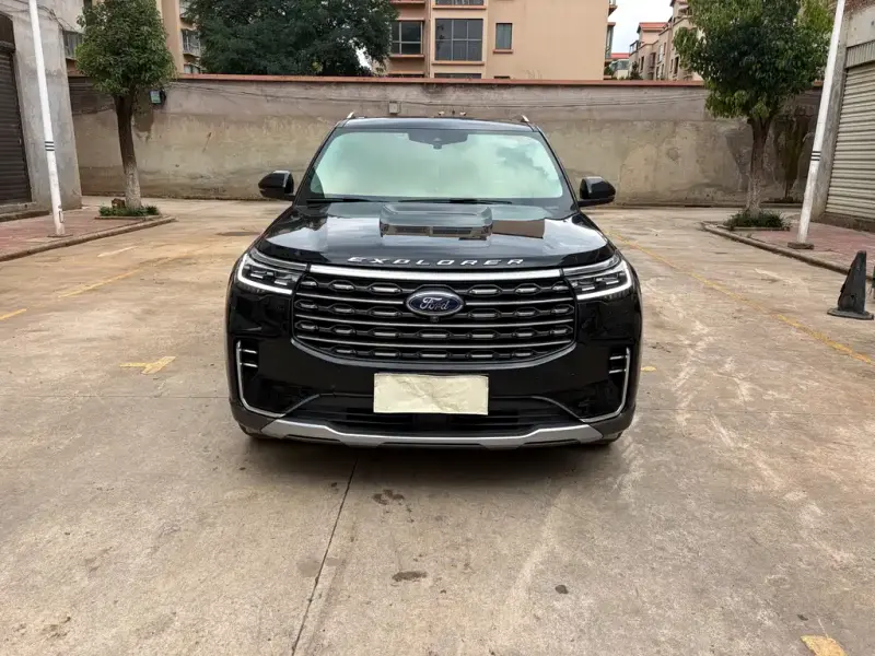 Ford Explorer, 2023