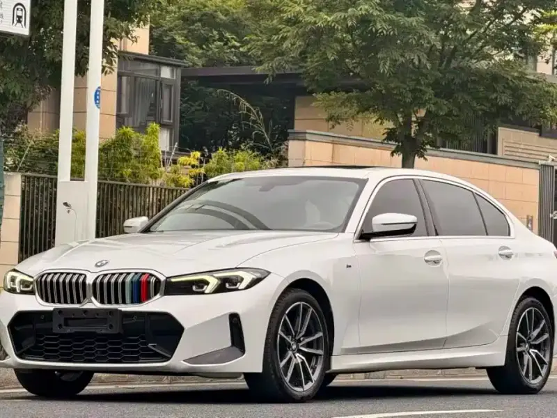 BMW 3 Series, 2023